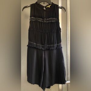 Chic Black Sleeveless Jumpsuit